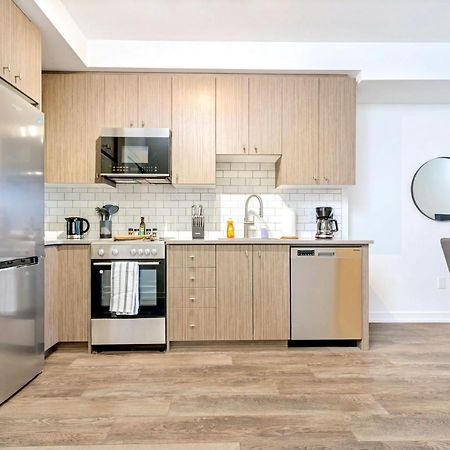 Luxurious 1Br Condo - Stunning City Views Kitchener Buitenkant foto