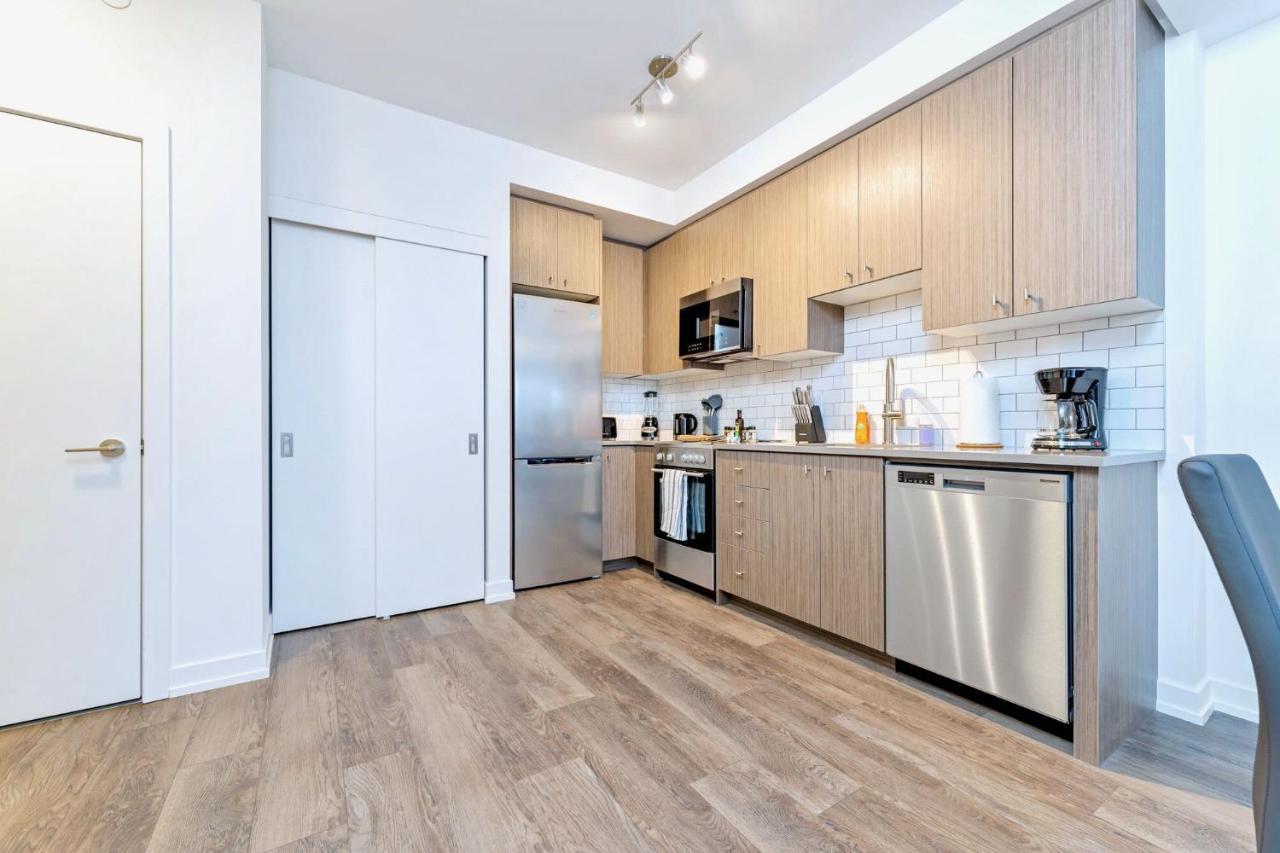 Luxurious 1Br Condo - Stunning City Views Kitchener Buitenkant foto