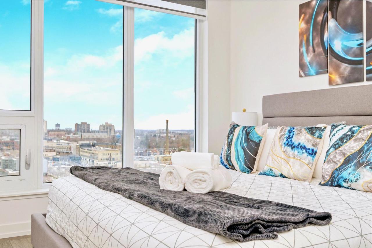 Luxurious 1Br Condo - Stunning City Views Kitchener Buitenkant foto